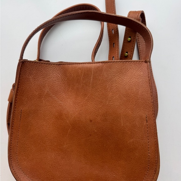 Madewell Sydney Leather Crossbody Bag - Picture 9 of 12